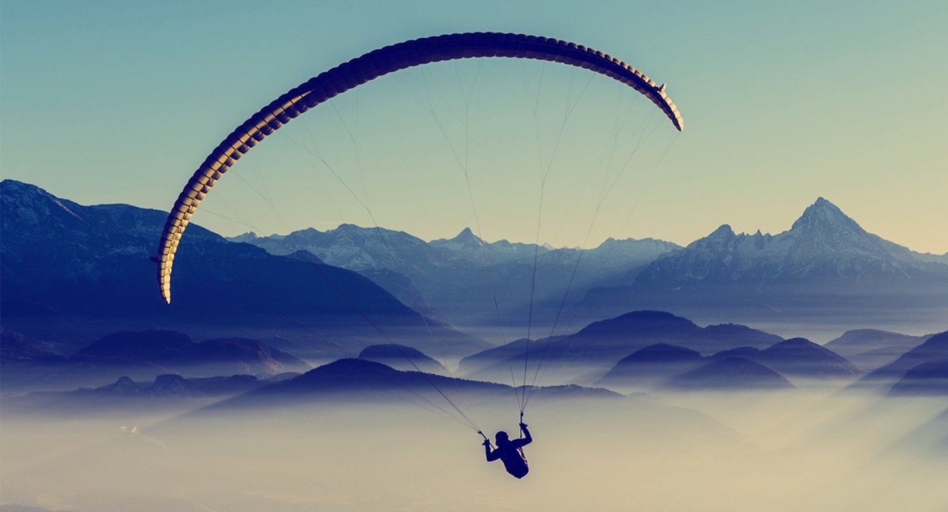 Paragliding in India